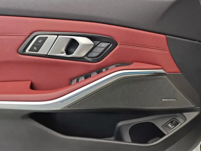 BMW 3 Series — Фото автомобиля 13