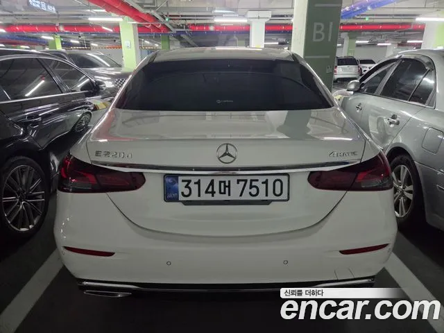 Mercedes-Benz E-Class W213 — Фото автомобиля 4
