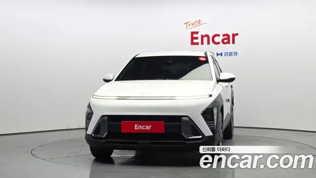 Hyundai Kona Kona (SX2) Бензин 1.6 турбо 2WD — Фото автомобиля 3