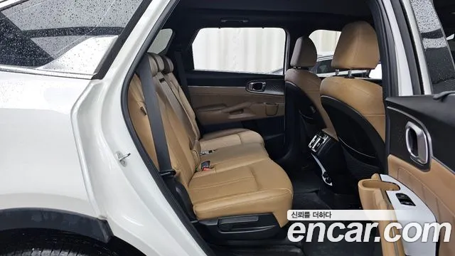 Kia Sorento Новый Sorento 4 поколение Дизель 2.2 4WD — Фото автомобиля 12