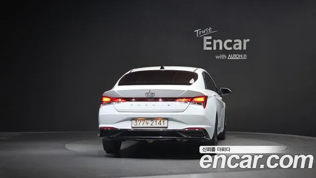 Hyundai Avante — Фото автомобиля 4