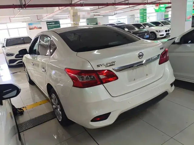 Nissan Sylphy — Фото автомобиля 4