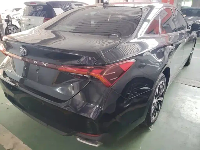 Toyota Avalon — Фото автомобиля 6