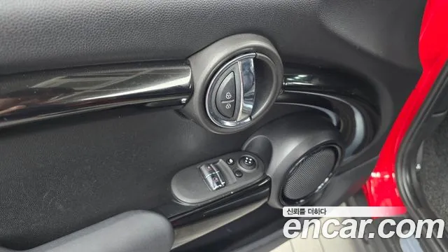 Mini Cooper Cooper Classic — Фото автомобиля 28