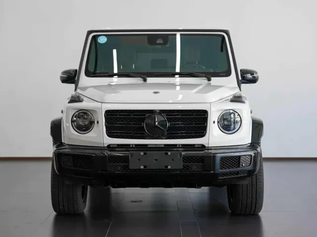Mercedes-Benz Mercedes-Benz G-Class 2023 G 500 — Фото автомобиля 2