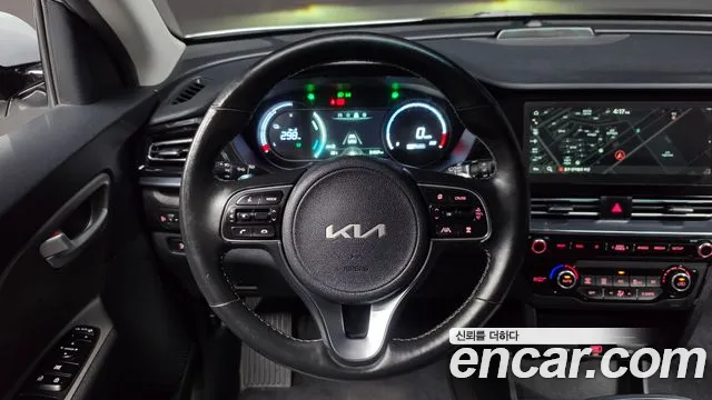Kia Niro Niro Plus Air — Фото автомобиля 12