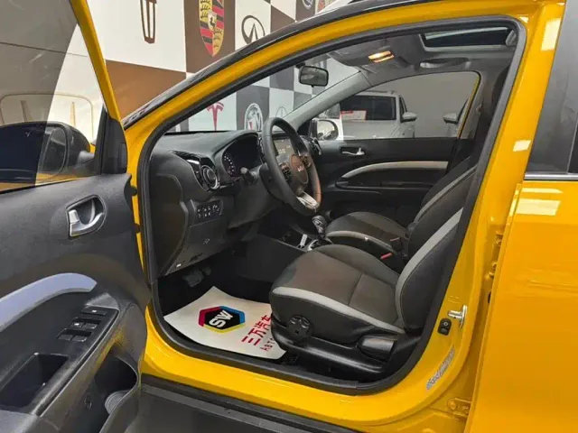 Kia KX1 — Фото автомобиля 7