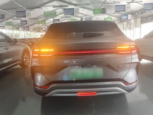 BYD Song PLUS — Фото автомобиля 5