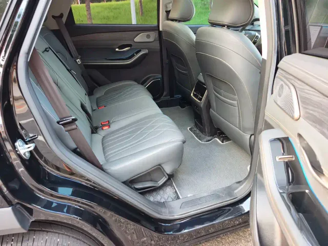 Jetour Shanhai L9 — Фото автомобиля 10