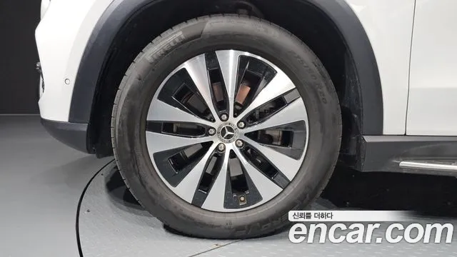 Mercedes-Benz GLE-Class — Фото автомобиля 4