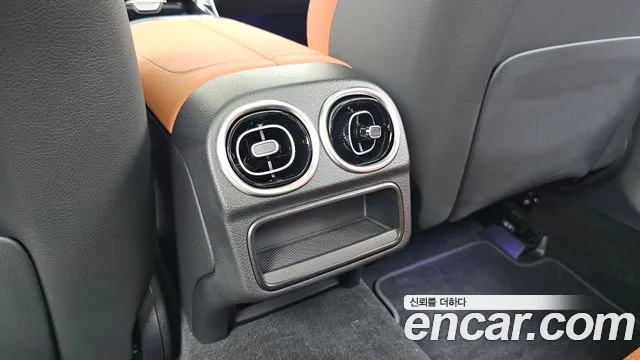 Mercedes-Benz C-Class — Фото автомобиля 26