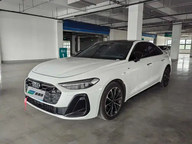 Фотография автомобиля — Audi A5L