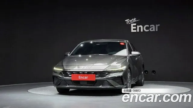 Hyundai AVANTE — Фото автомобиля 3