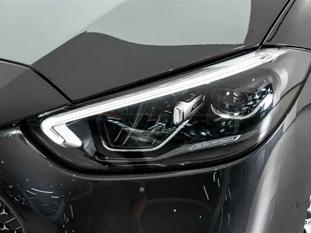 Mercedes-Benz C-Class — Фото автомобиля 4