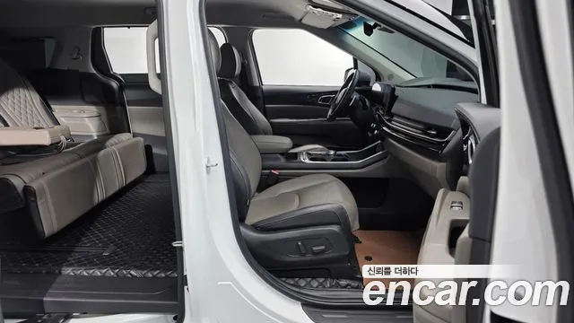 Kia Carnival 4th Gen — Фото автомобиля 16