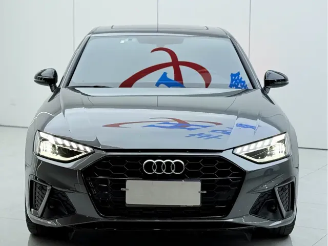 Audi A4L — Фото автомобиля 3