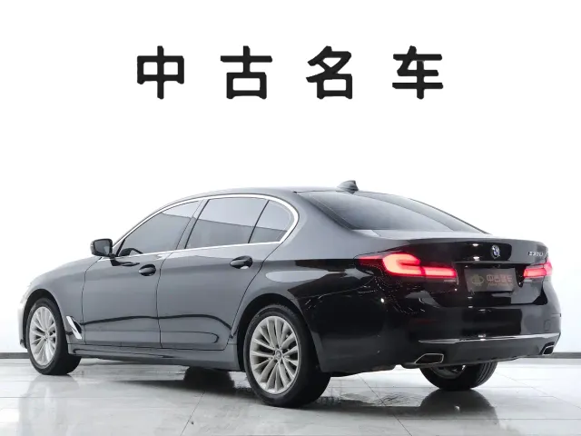 BMW 5 Series — Фото автомобиля 4