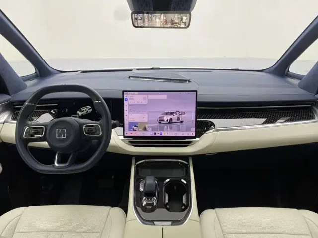 ZEEKR Zeekr 009 2024 7-Seat Aisle AWD Version 108kWh — Фото автомобиля 13