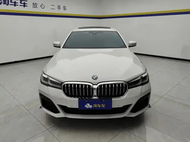 BMW BMW 5 Series 2022 Model Second Facelift 525Li M Sport Package — Фото автомобиля 2