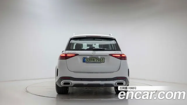 Mercedes-Benz GLE-Class — Фото автомобиля 4