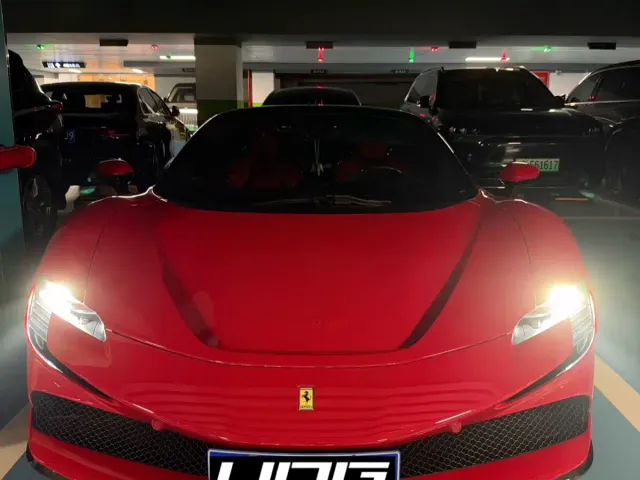 Ferrari SF90 — Фото автомобиля 4