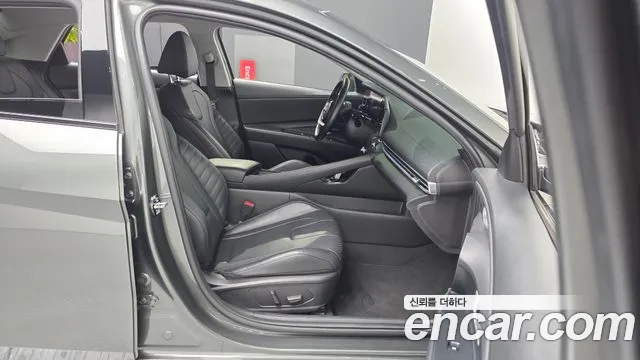 Hyundai AVANTE Avante (CN7) — Фото автомобиля 9
