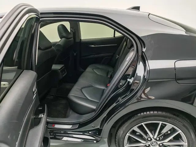 Toyota Camry — Фото автомобиля 23