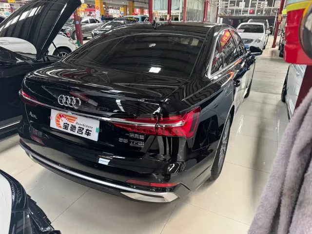 Audi A6L — Фото автомобиля 14