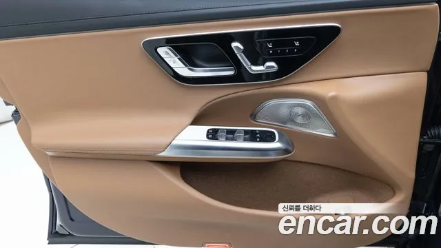 Mercedes-Benz E-Class W214 — Фото автомобиля 12