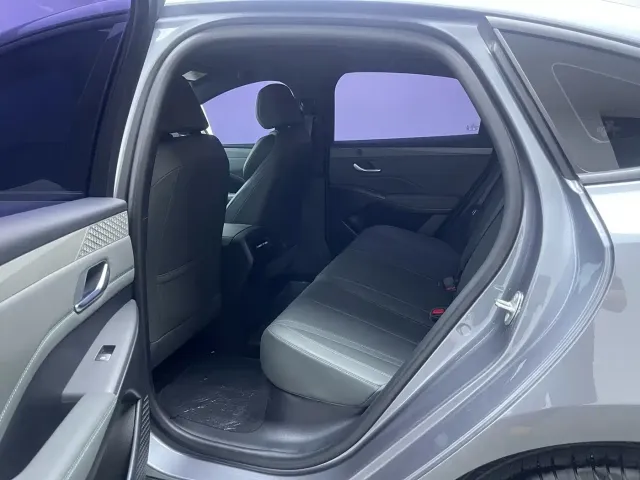 BYD Qin PLUS — Фото автомобиля 14