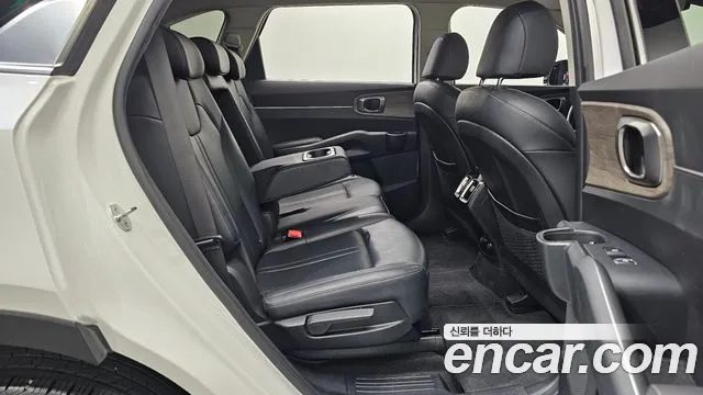 Kia Sorento Sorento 4-е поколение Дизель 2.2 2WD — Фото автомобиля 12