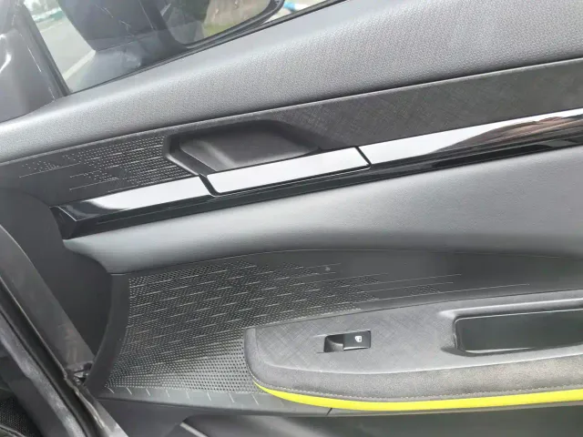 Changan UNI-V — Фото автомобиля 10