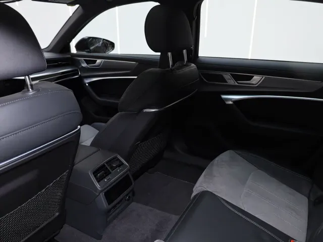 Audi A6L — Фото автомобиля 17