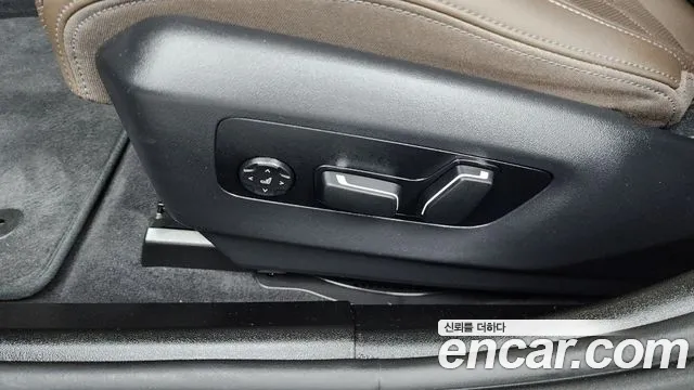 BMW 5-Series — Фото автомобиля 28