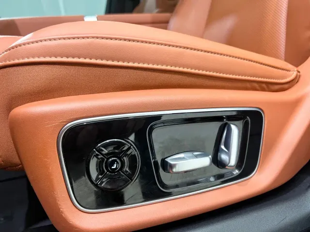 Li Auto L7 — Фото автомобиля 18