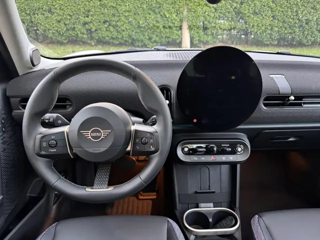 MINI Hatch — Фото автомобиля 12