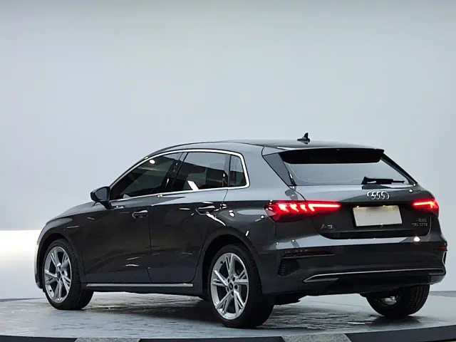 Audi A3 — Фото автомобиля 5