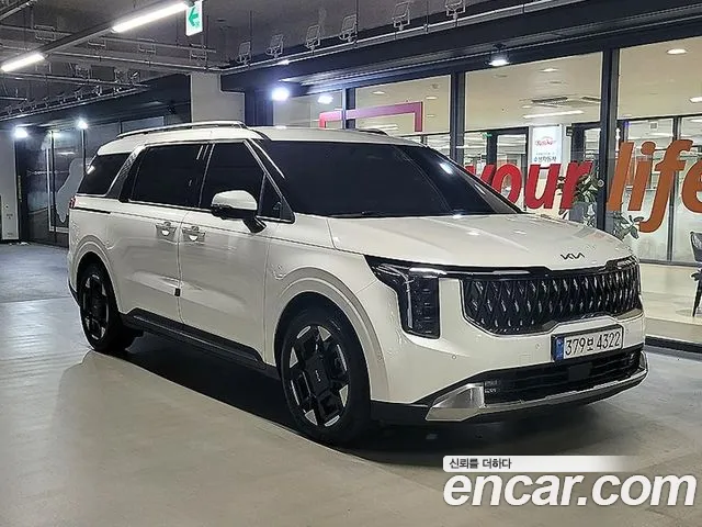 Фотография автомобиля — Kia Carnival 4th Gen