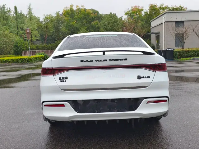 BYD Qin PLUS — Фото автомобиля 12