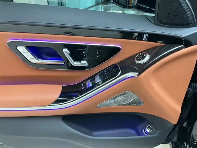 Mercedes-Benz S-Class — Фото автомобиля 7