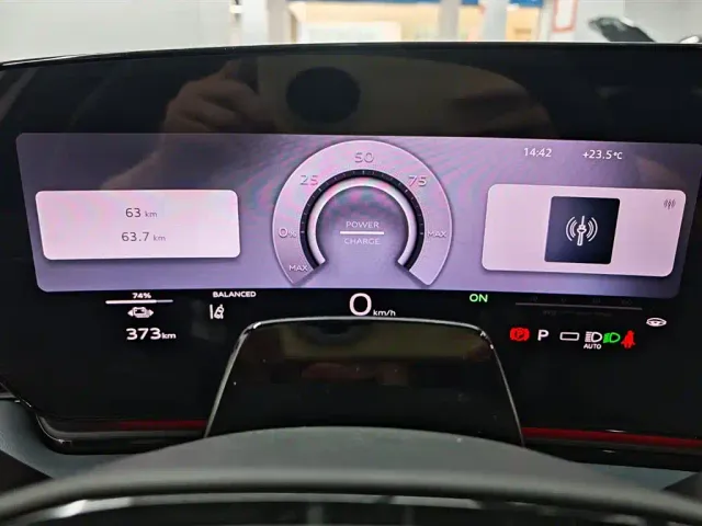 Audi A6L e-tron — Фото автомобиля 8