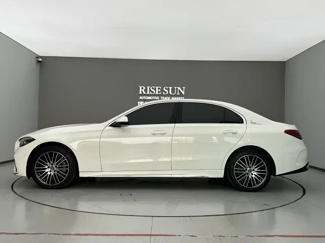 Mercedes-Benz C-Class — Фото автомобиля 4