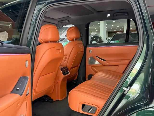Aito M7 — Фото автомобиля 10