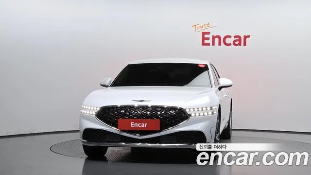 Genesis G90 Бензин 3.5 турбо AWD — Фото автомобиля 3