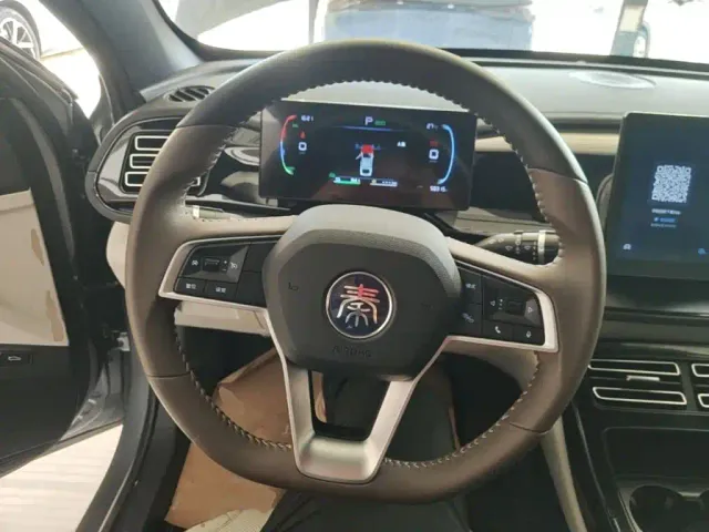 BYD Qin PLUS — Фото автомобиля 10