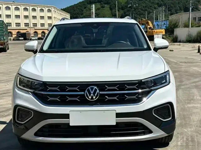 Volkswagen Tayron — Фото автомобиля 3