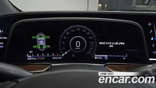 Cadillac Escalade — Фото автомобиля 11