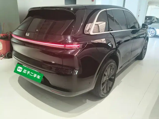 Li Auto L6 — Фото автомобиля 6