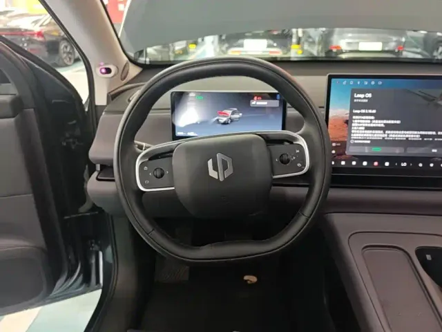 Leapmotor C10 — Фото автомобиля 10