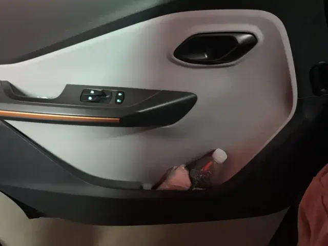 Wuling NanoEV — Фото автомобиля 7